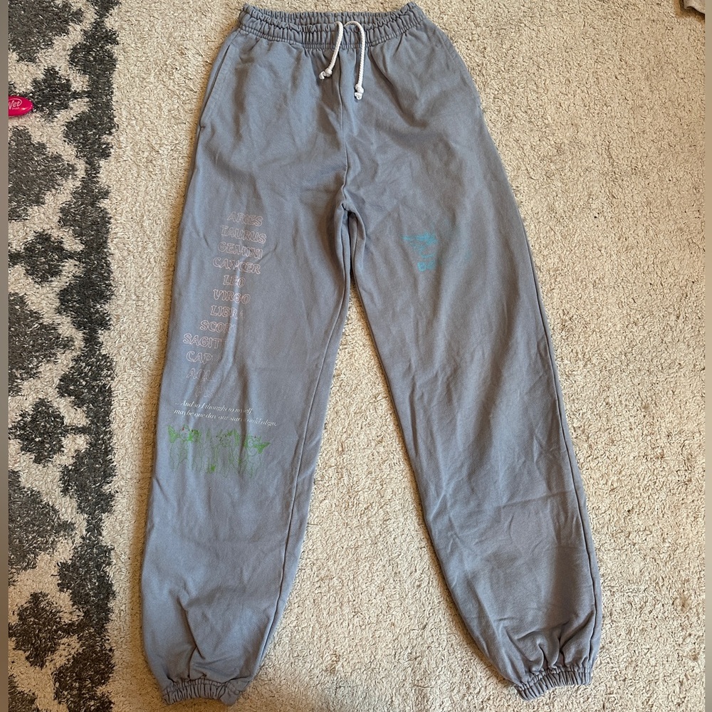 Boys Lie Word Vomit Sweatpants